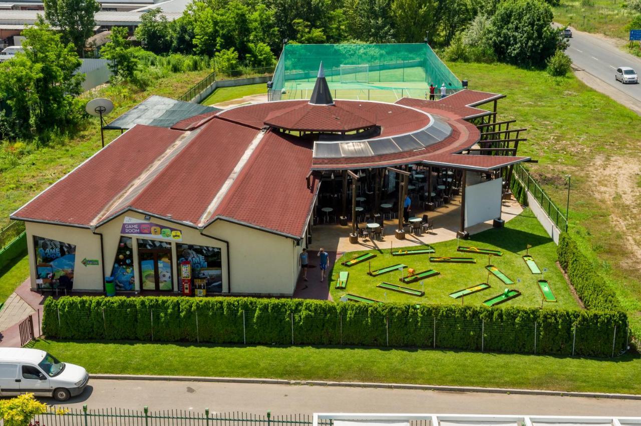 Aqua Nevis Hotel & Aqua Park Солнечный берег Экстерьер фото