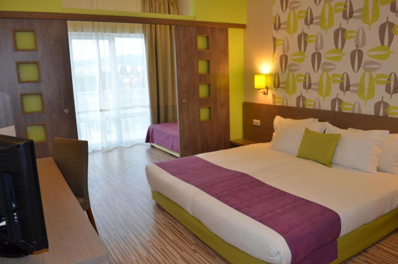 Aqua Nevis Hotel & Aqua Park Солнечный берег Экстерьер фото
